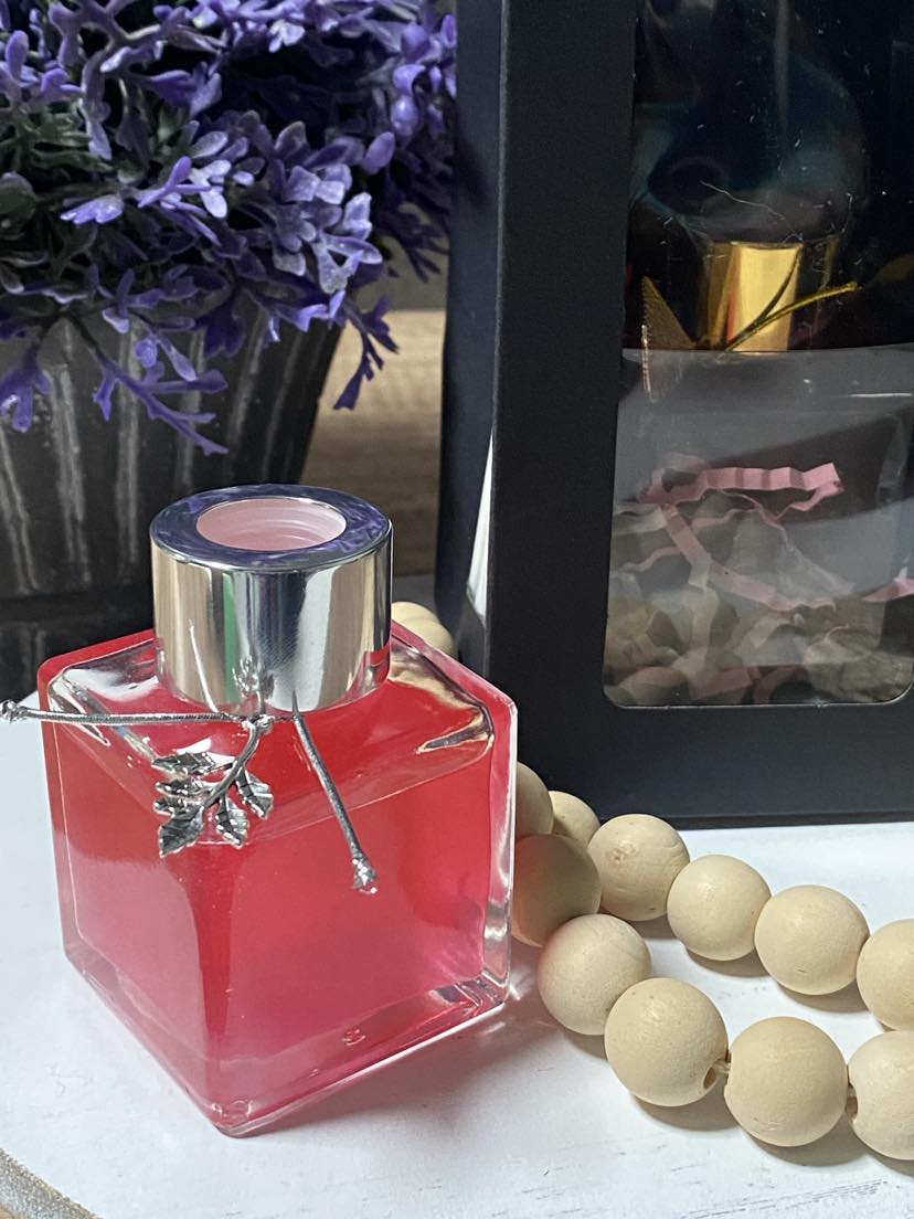 1.76 oz Room Diffuser Angel Wings – These Girls Are Lit