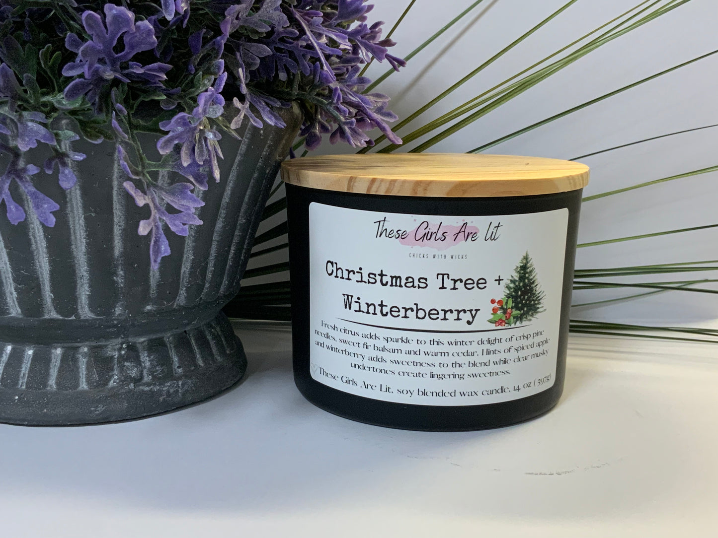 Christmas Tree + Winterberry 14 oz Candle