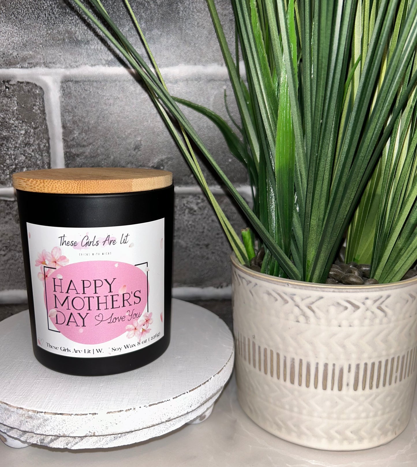 8 oz Glass Happy Mothers Day I Love You with Pink Florals Candle